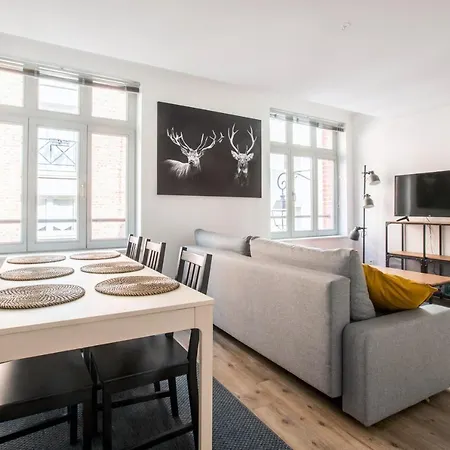 3 Au Cœur Du Vieux *